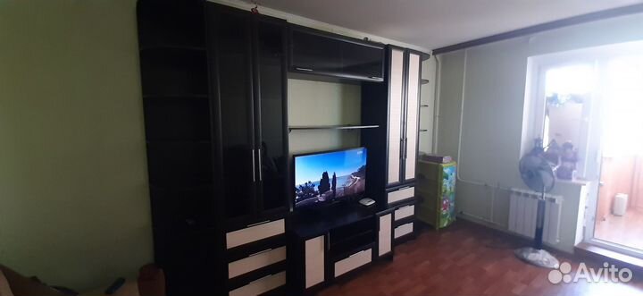 Стенка в гостиную