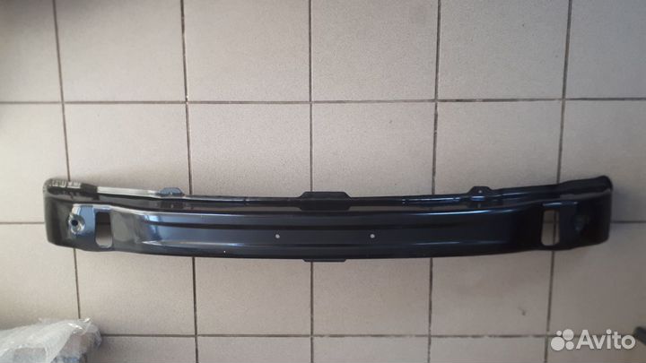 Усилитель бампера передний Логан/Сандеро/Ларгус