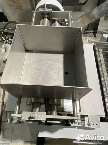 Машина намазки и посыпки мнп