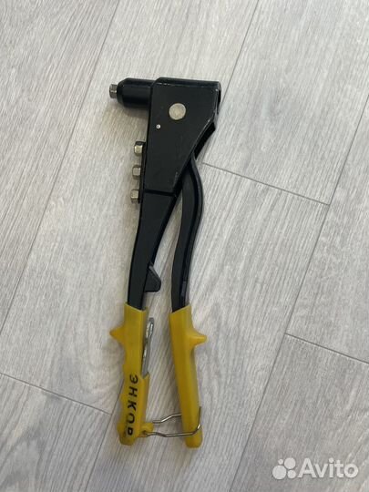 Заклепочник