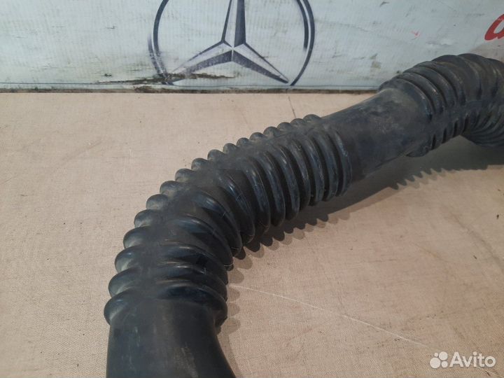 Патрубок интеркулера левый Bmw 118 E81