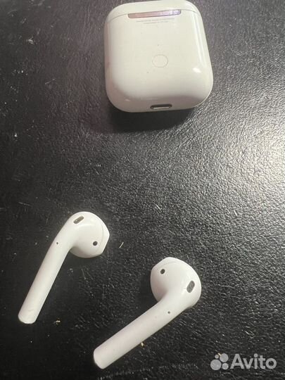 Беспроводные наушники apple airpods