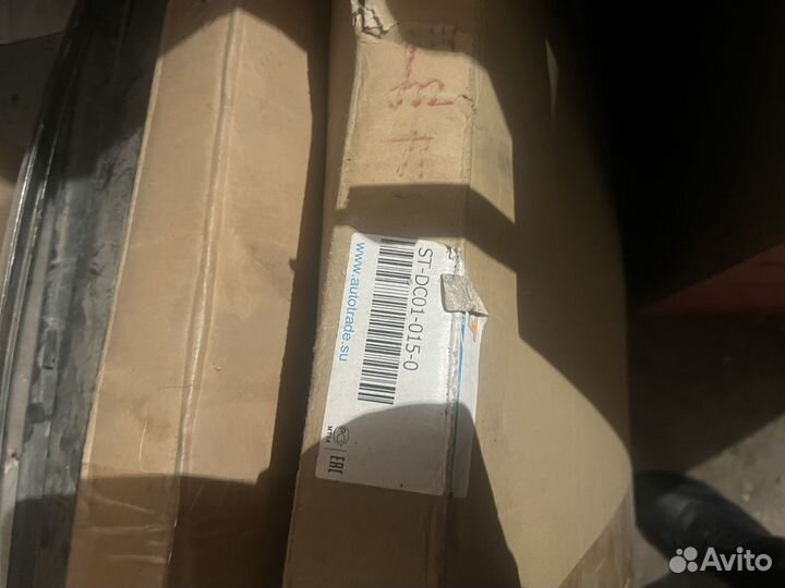 Капот на renault logan 1