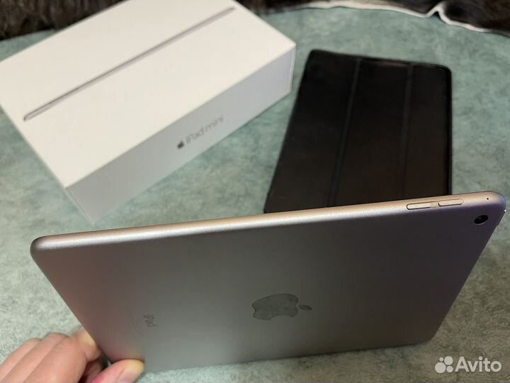 iPad mini 4 128gb