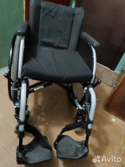 Инвалидная коляска складная бу