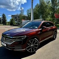 Volkswagen Touareg 3.0 AT, 2019, 52 000 км, с пробегом, цена 5 800 000 руб.