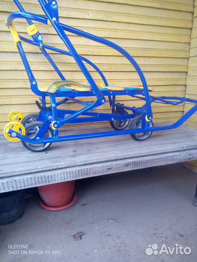 Детские санки Nikki 3 с выдвижными колесами, склад