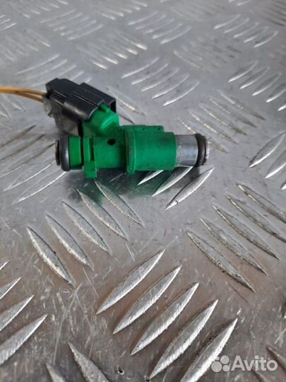 Форсунка Peugeot 207 хэтчбек 1.4 KFV 2009