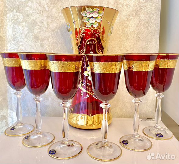 Бокалы цвет гранат с золотом. Богемия