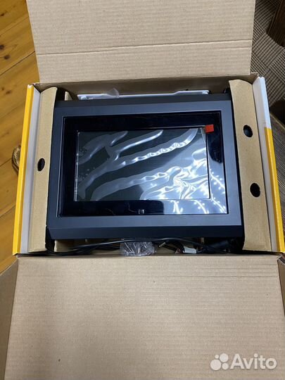 Цифровая фоторамка Kodak EasyShare sv710