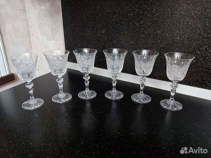 Чешская хрусталь. Бокалы на ножке Glasspo