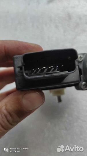 Моторчик стеклоподъёмника передний лев Kia Ceed JD