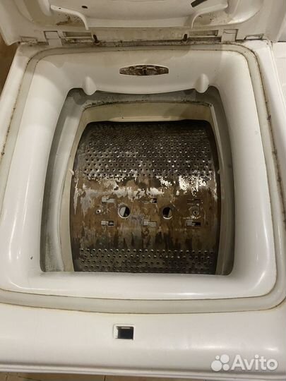 Стиральная машина с вертикальной загрузкой