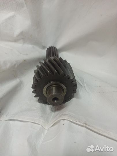 Вал коробки брп