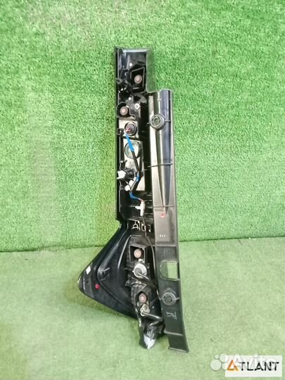 Фонарь задний правый toyota roomy