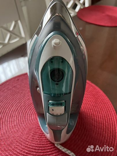 Утюг большой паровой