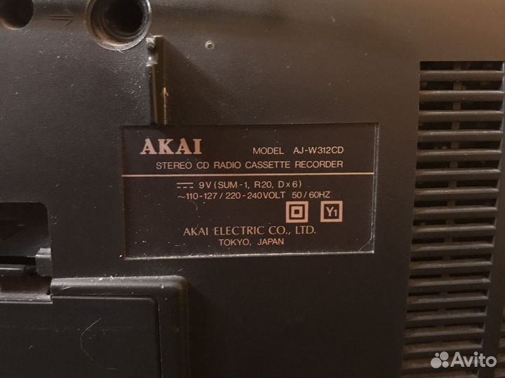 Магнитола akai aj-w312cd