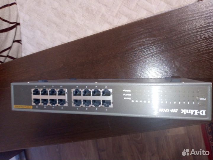 Коммутатор D-Link DES-1016D