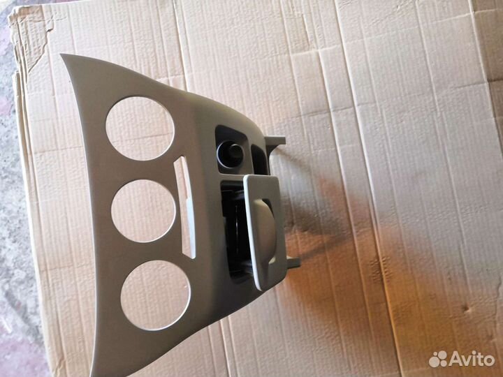 Центральная накладка торпеды Вега С100 Vega C100