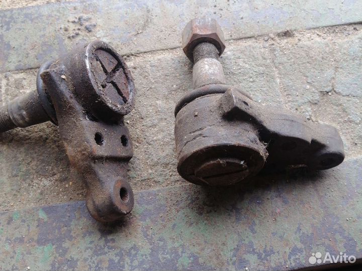 Шаровая опора