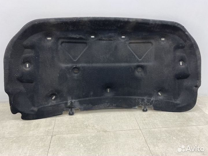 Шумоизоляция капота Range Rover 4