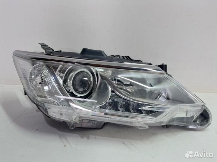 Фара адаптивная передняя правая Toyota Camry V55