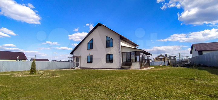 Дом 194 м² на участке 21 сот.