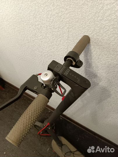 Электросамокат xiaomi m365 копия хорошая