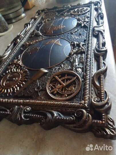 Картина из гипса. Панно