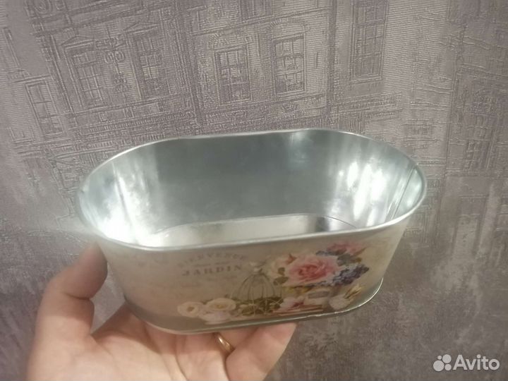 Кашпо металл
