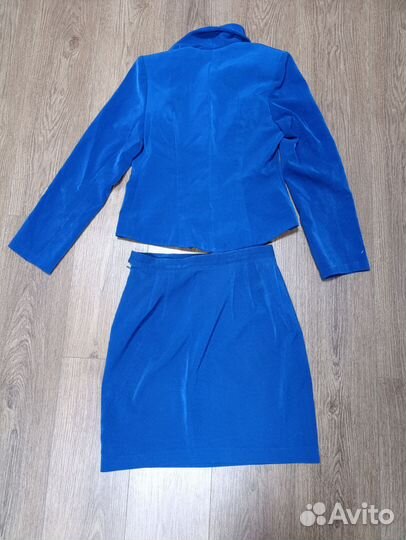 Костюм двойка:пиджак, юбка 42-44