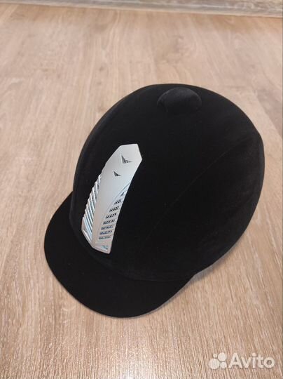 Шлем для конного спорта