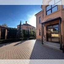 Дом 619,1 м² на участке 7,9 сот.