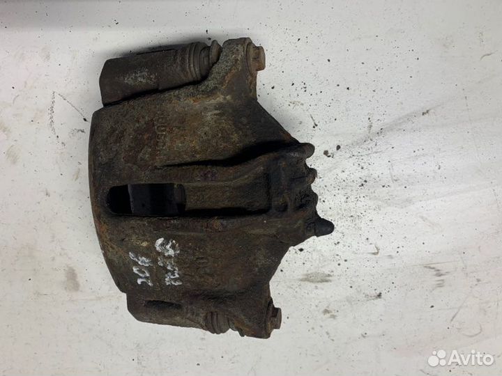 Суппорт тормозной передний левый Peugeot 206