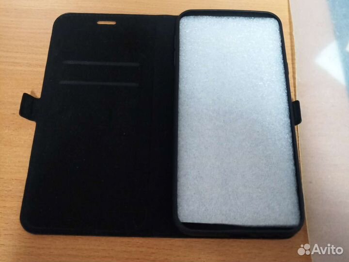 Чехол для Samsung Galaxy J4+(2018)