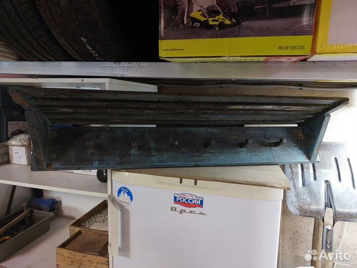 Вешалка настенная деревянная старинная