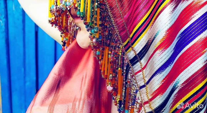 Царская шаль ручной работы с бисером из хан-атласа