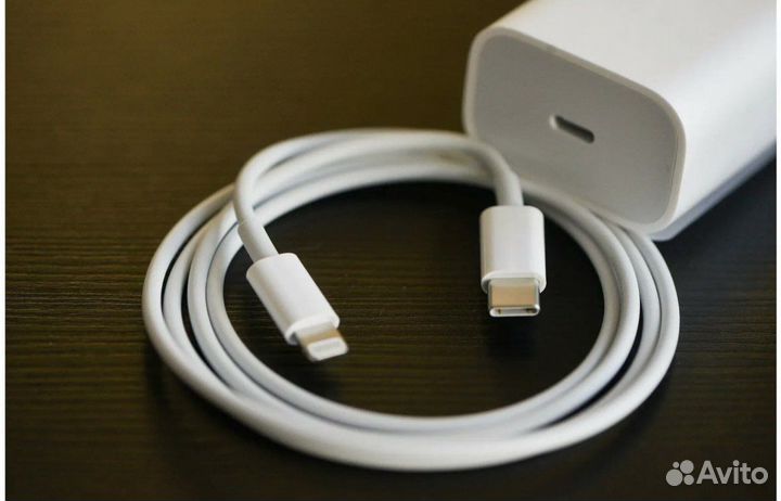 Зарядное устройство на iPhone 20w premium