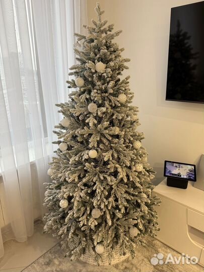 Ель искуственная литая
