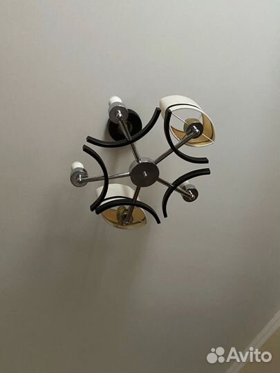 Люстра потолочная