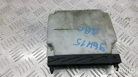 Блок управления двигателем volvo V70 2 (96H15PF02)