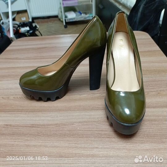 Туфли женские 37 размер