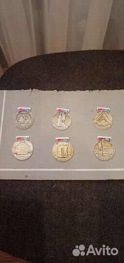 Наборы значков