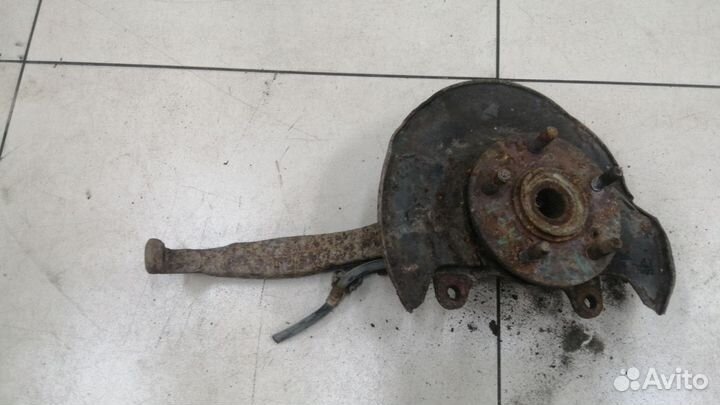 Кулак поворотный левый Honda CR-V