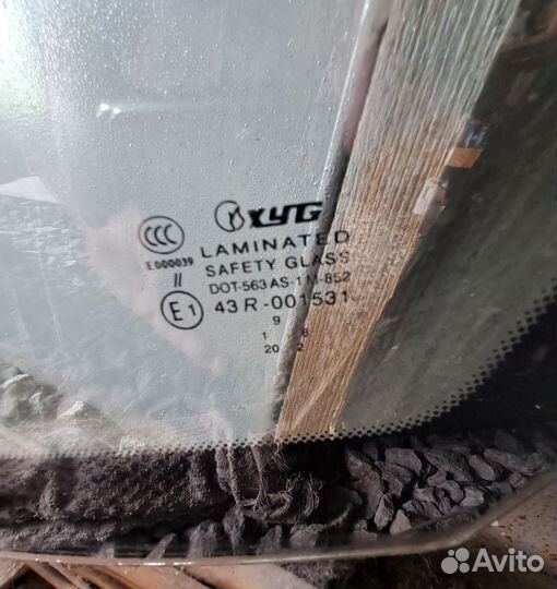 Лобовое стекло Тойота Nadia