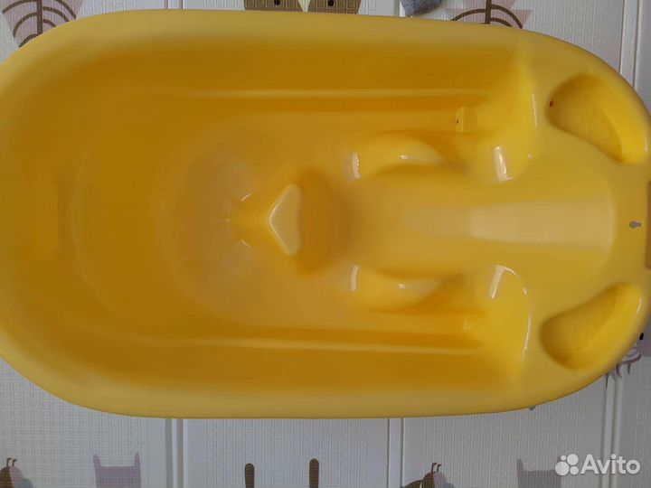Ванночка для купания с горкой