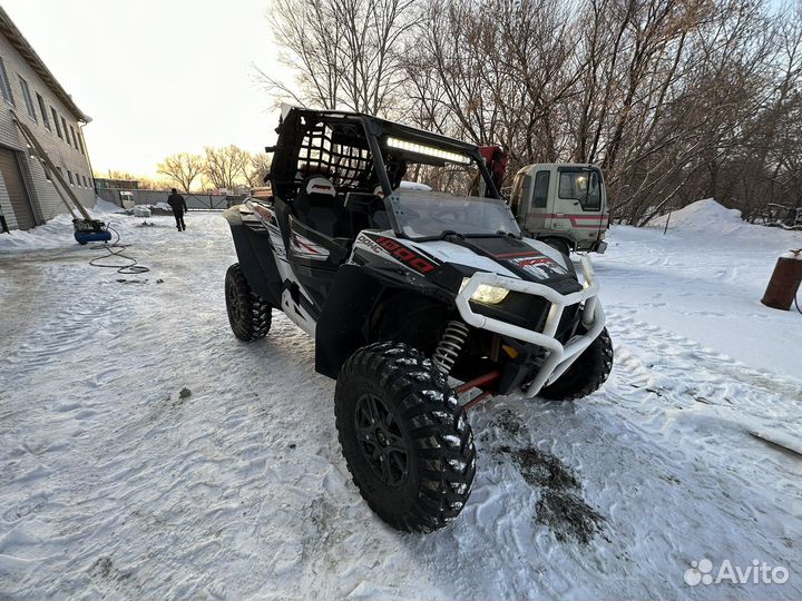 Polaris RZR 1000 XP