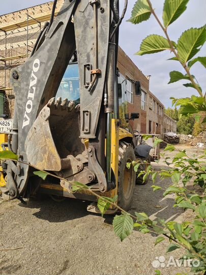 Экскаватор погрузчик вольво