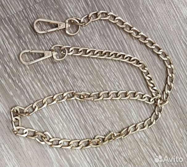 Помпон,брошь, цепочка