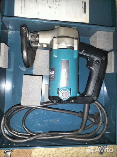 Ножницы по металлу